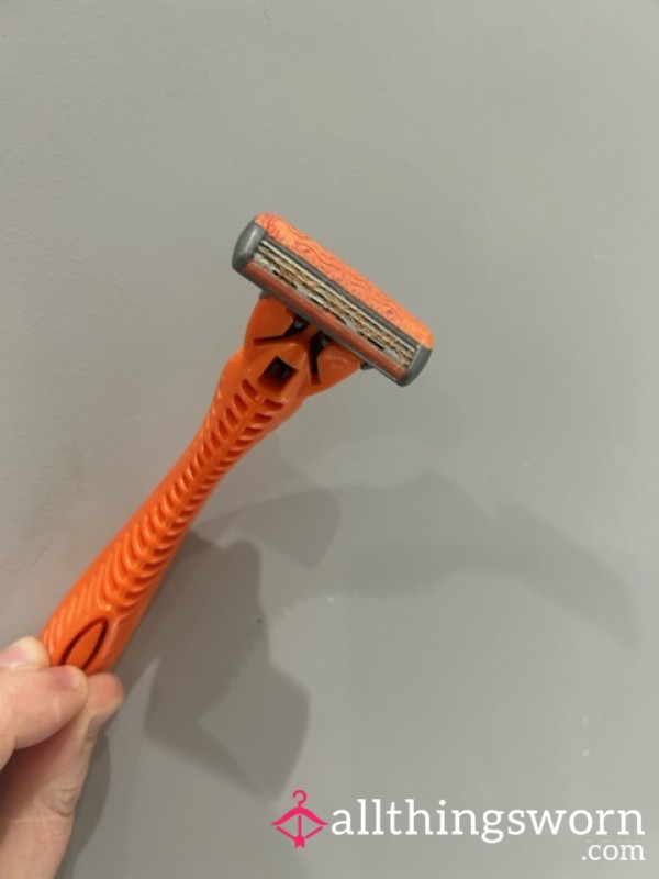 Well-used Razor <3