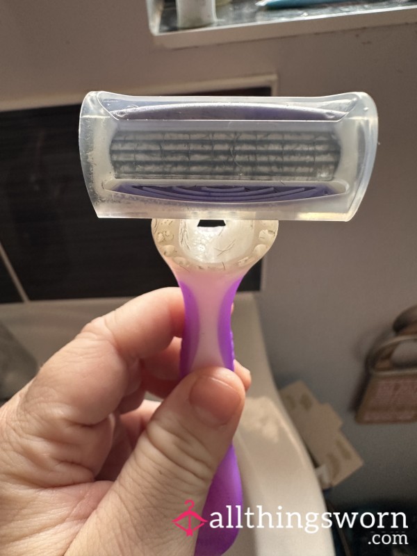 Well Used Razor 🪒