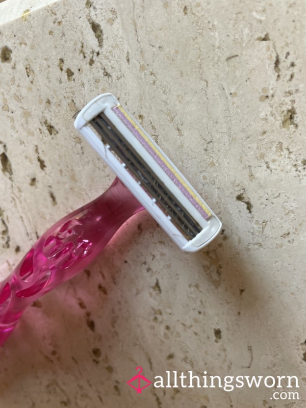 Well Used Razor 🪒