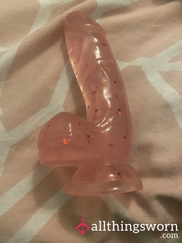 Well Used Slippery Di**o