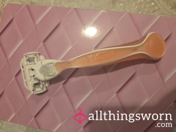 Well Used Womens Razor