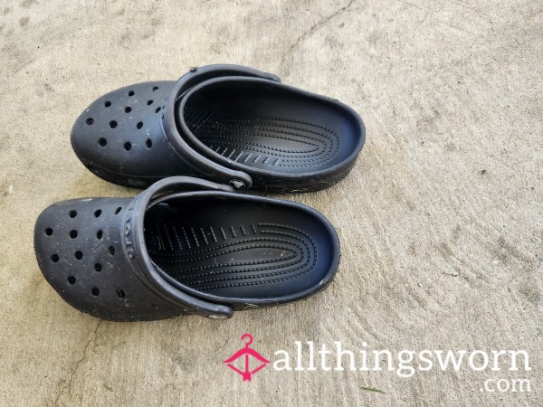 Well Work Black Crocs