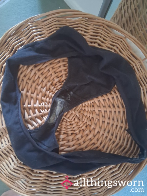 Well Worn.. 2 Days Unshowered Wear. All Ready Sealed, Creamy & Ready To Go...