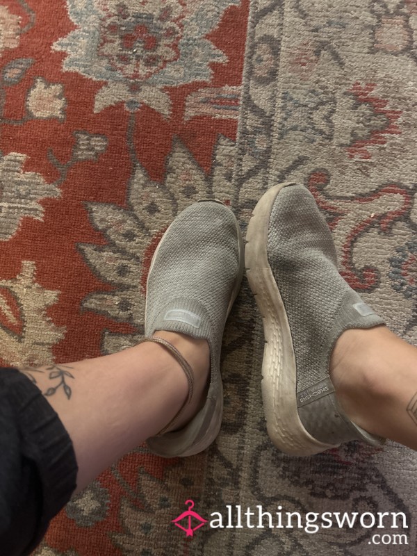 Well Worn 2yr Old Sketcher Slip On Sneakers