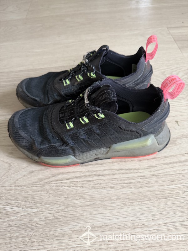 Well Worn Adidas NMD V3 Sneakers - Black/Solar Green - US 8