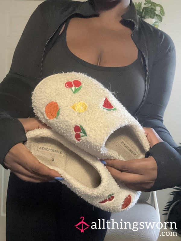Well Worn Aeropostale Fruit Slippers 🍒