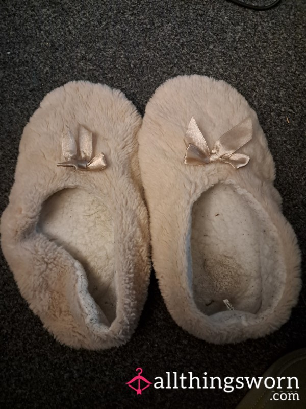 Well Worn Beige Slippers - Want My Leftovers....