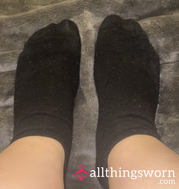 Well Worn Black Ankle Socks
