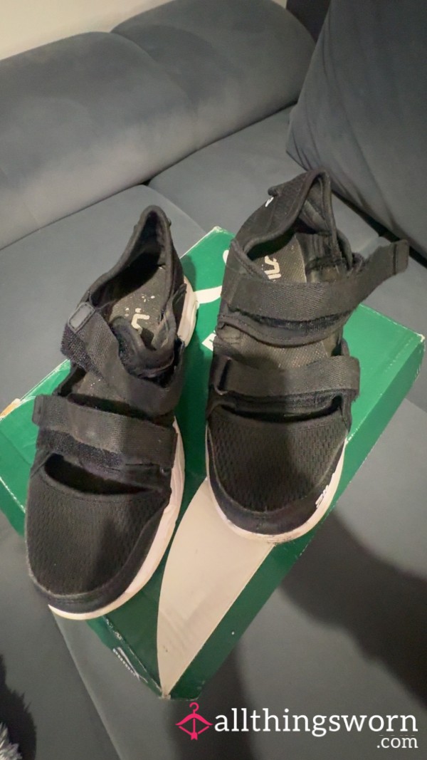 Well Worn Black Fila Trainers With Velcro Straps