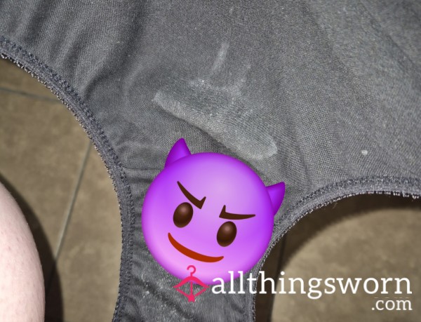 Well Worn Black Granny Pants 💦💦👌🏻👌🏻