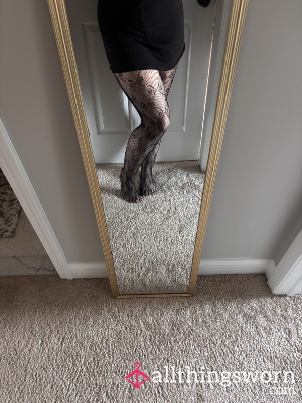 Well-worn Black Patterned Pantyhose