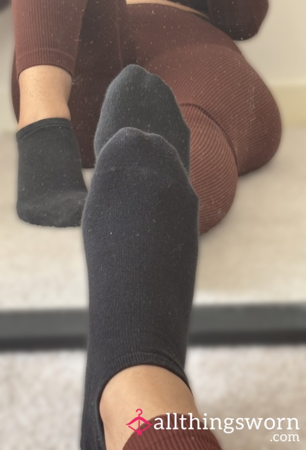 Well-Worn Black Socks – Full Day Of Heat & Tease 🖤🧦
