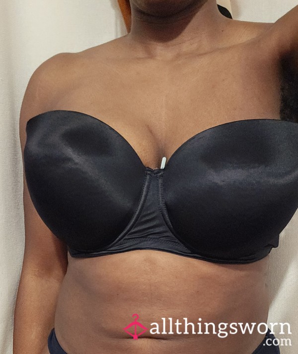 Well Worn Black Strapless 36G Bra