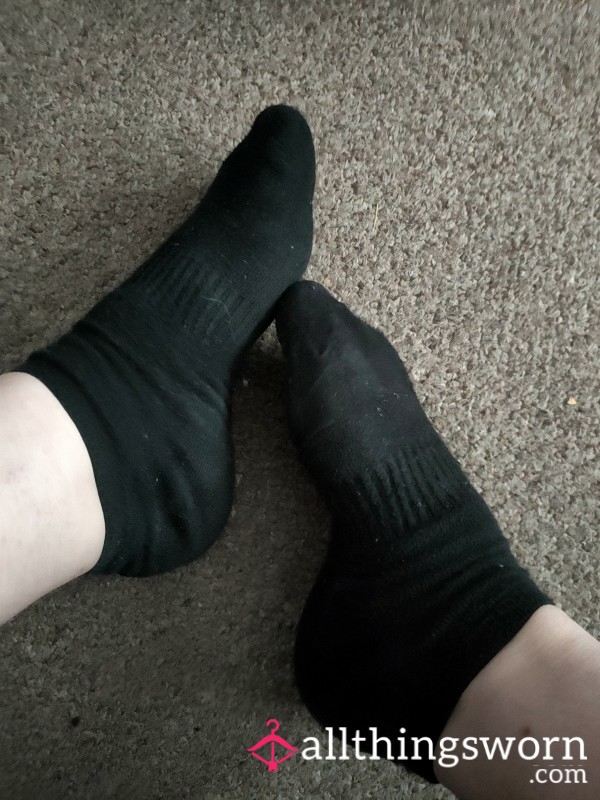 Well Worn Black Trainer Socks 🧦