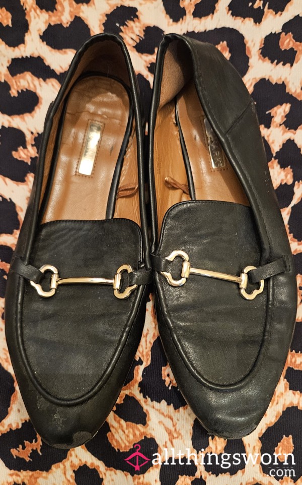 🖤 Well-Worn Black Work Flats 🖤