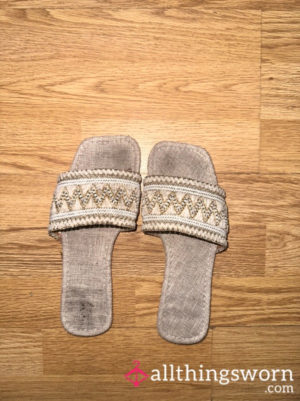 Well-Worn Boho Style Sandals - Strong Sweaty Musky Scent 🤎