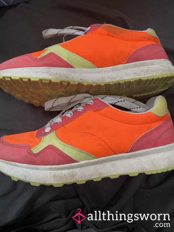 Well Worn Bright Shoes Size 7