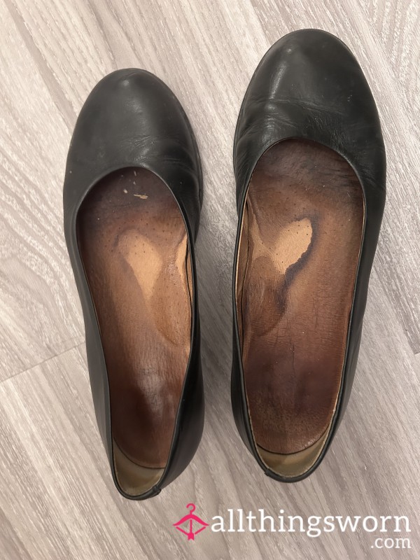 Well Worn Cabin Crew Flats