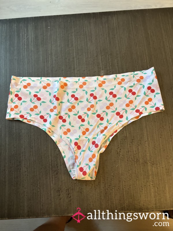 Well-worn Cheek Boss BBW