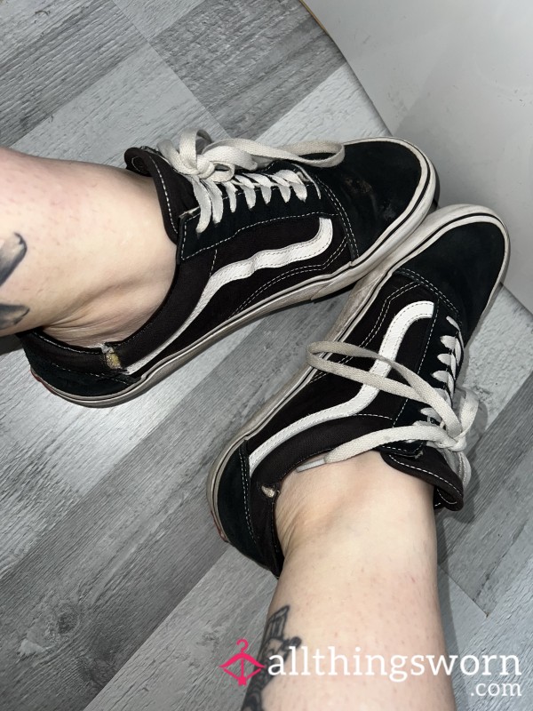Well Worn Cla**ic Black Vans