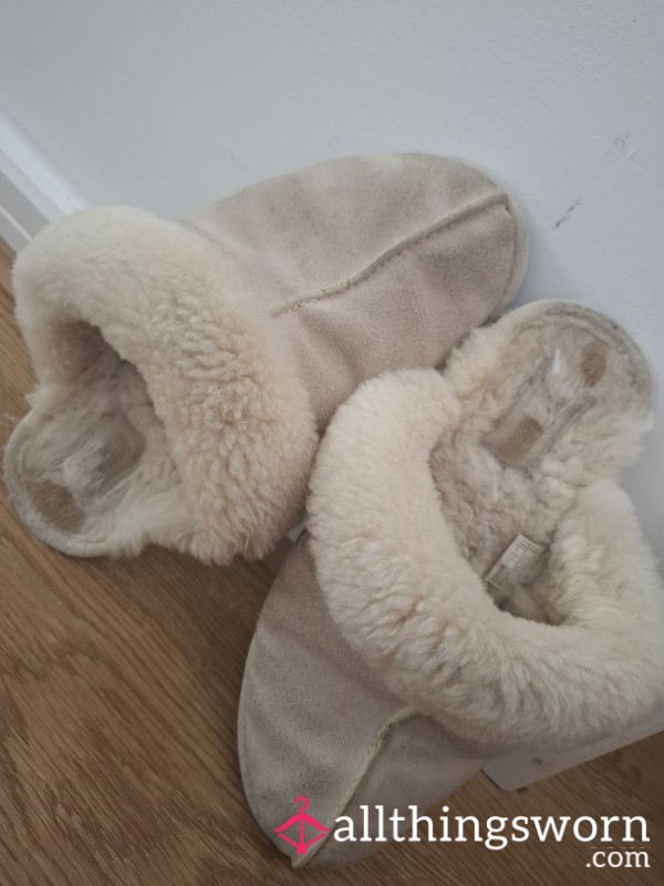 Well Worn Comfy UGG Slippers