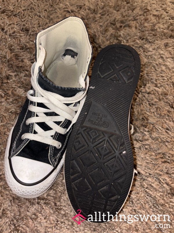 Well Worn Converse🫶🏼