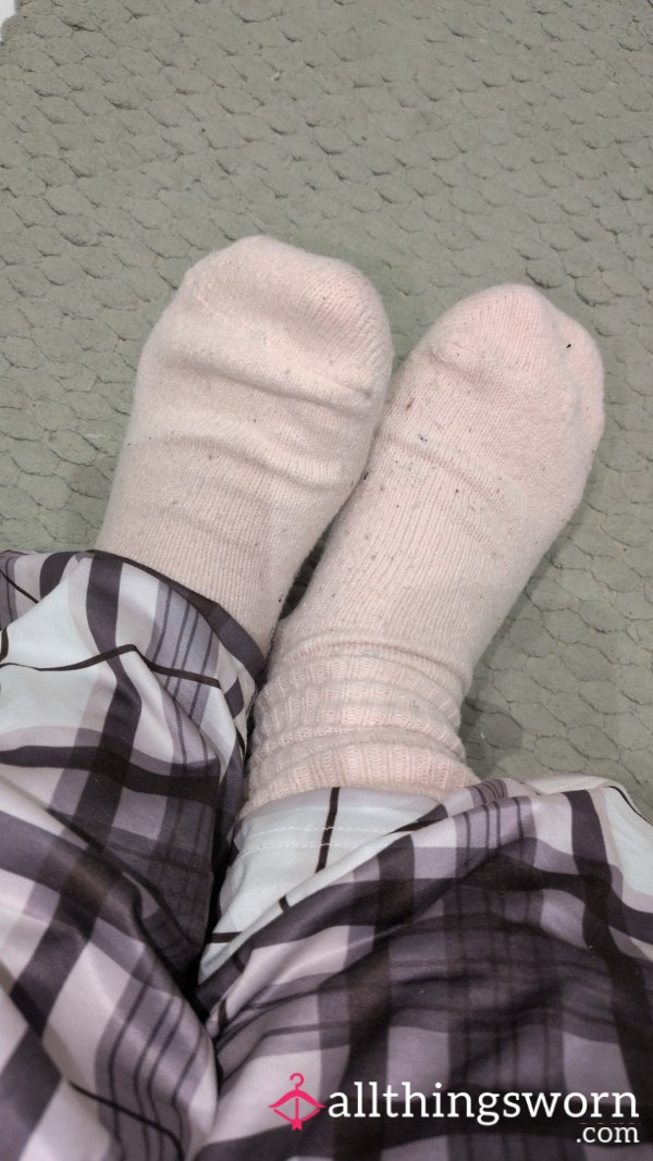 Well Worn Cosy Pink Socks (24 Hour Wear Included)