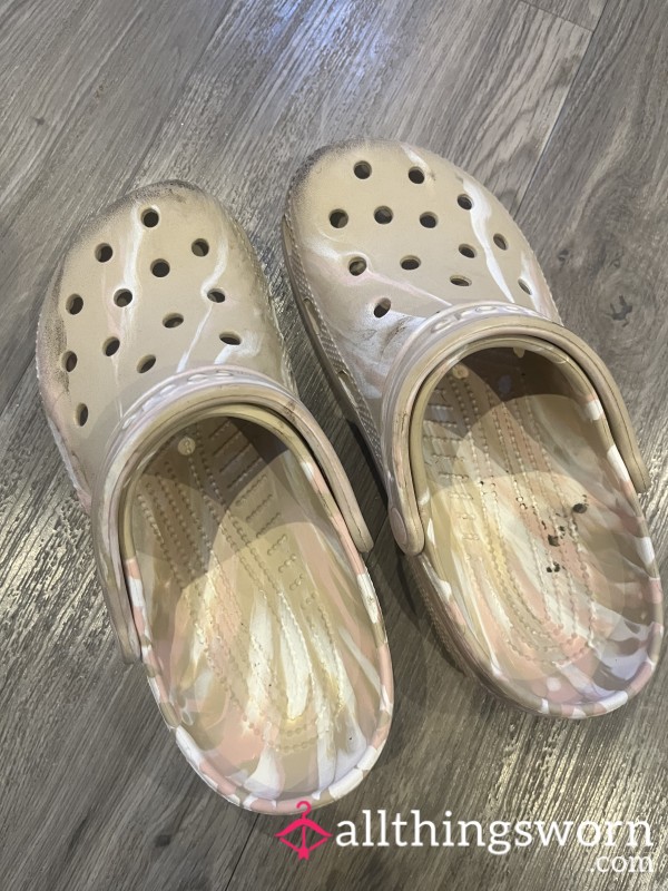 Well Worn Crocs 🐊