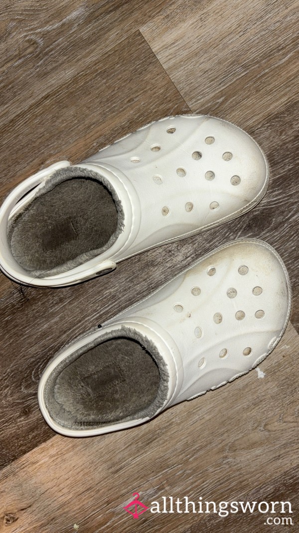 Well Worn Crocs 💋