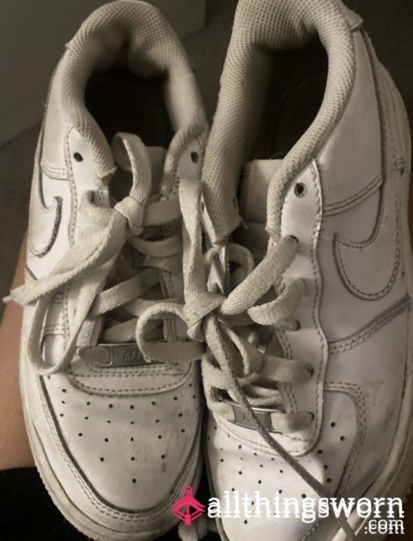 Well Worn & Dirty Airforce 1 Trainers, 6 Years Old 👸🏼
