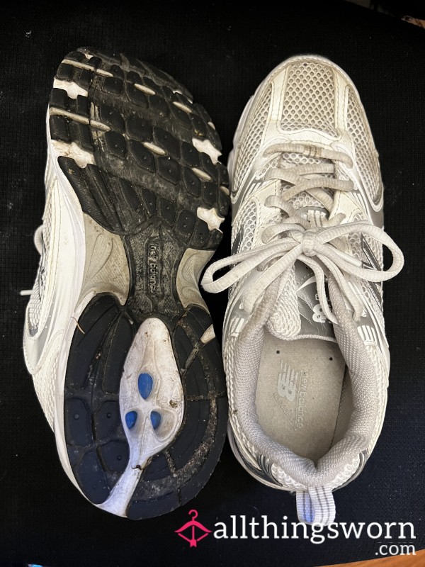 Well Worn Dirty White New Balance Sneakers Trainers