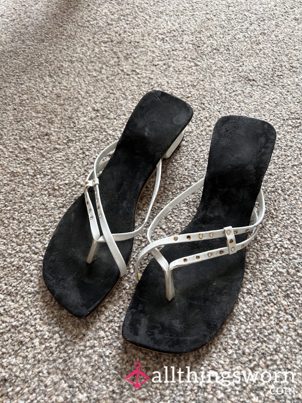 Well Worn Dirty White Sandals- Size 4