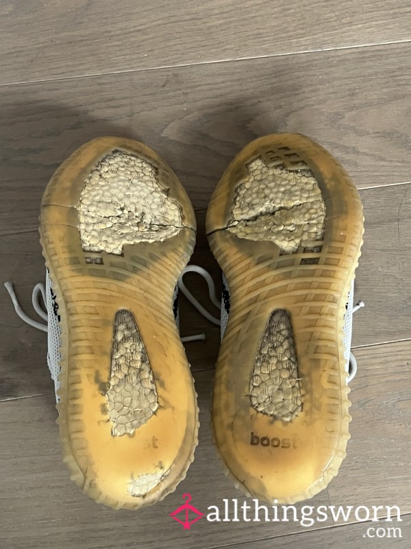 Well-worn Dirty Yeezys 🤢