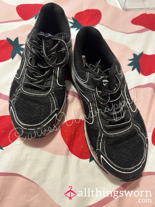 🔥 Well Worn Everlast Sneakers Size 8 👟 ~ Hubby Approved Fun 💦