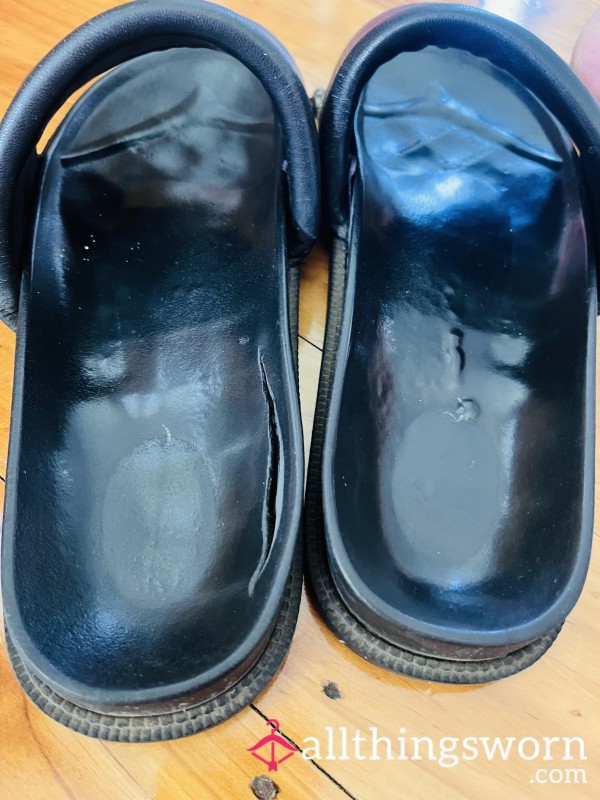 ‼️Discounted‼️🖤Used And Abused Every Day Black Slides With Foot 🦶 And Toe Imprints!