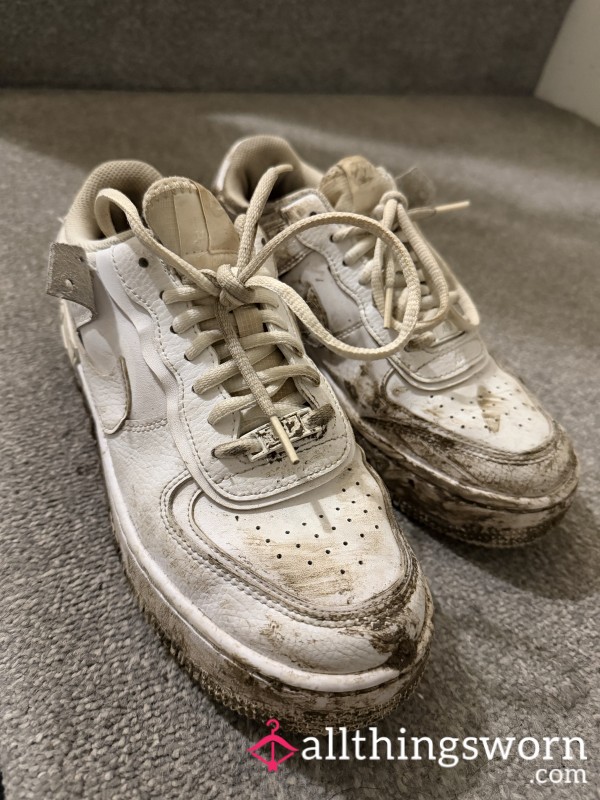Well Worn, Dirty, Air Force 1s