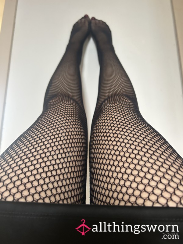 Well Worn Fishnet Tights💋