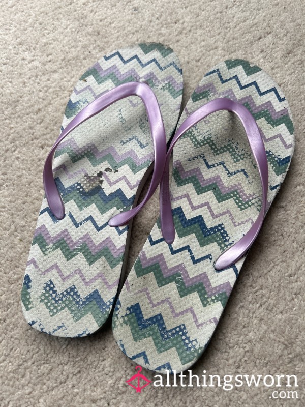Well Worn Flip Flops 😍