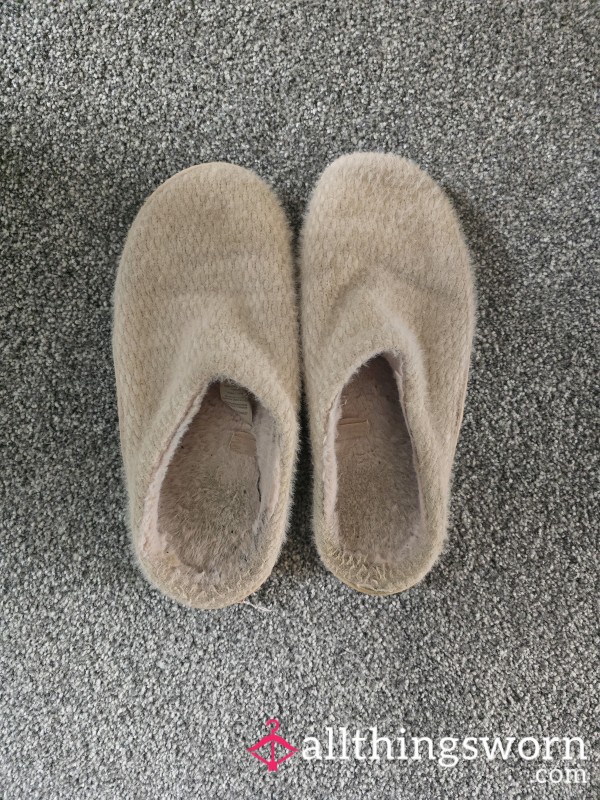 Well Worn Fluffy Sleepers
