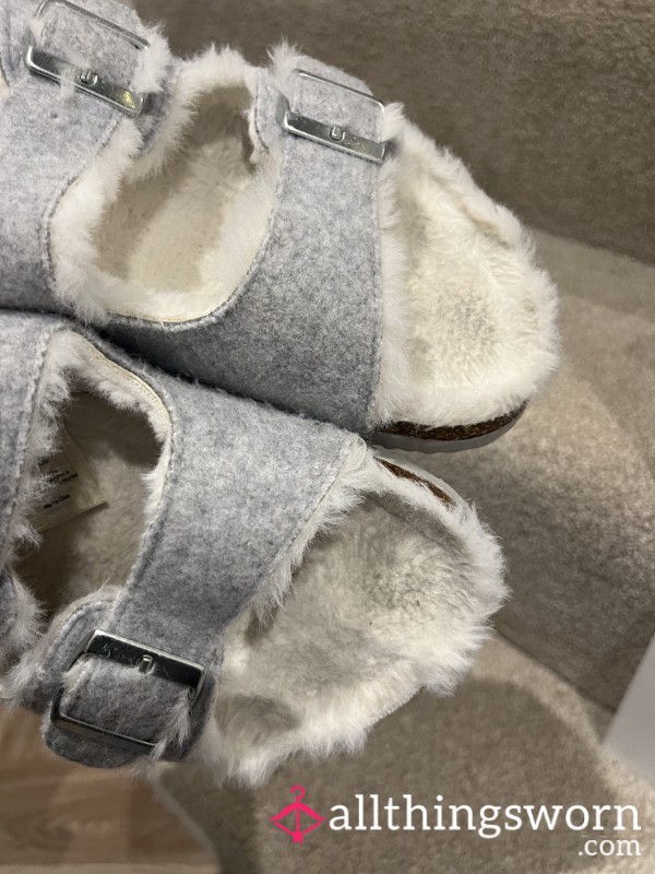 Well Worn Fluffy Sole Slippers With Toe Prints 👣