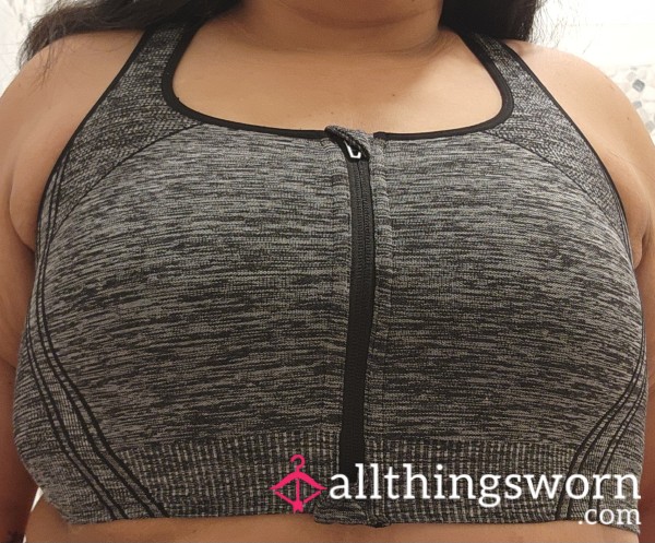 Well-worn Front Zipper Sports Bra