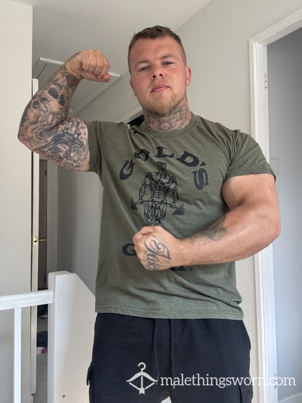 Well Worn Golds Gym Workout Tshirt