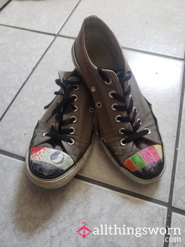 Well Worn Grey Converse - Doodled!