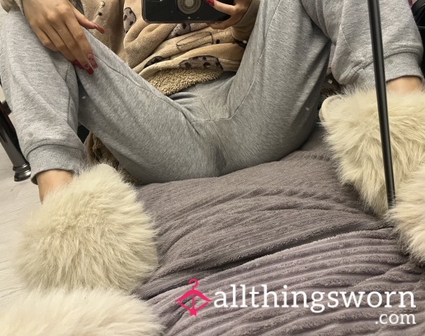 🩶 Well Worn Grey No Panty Joggers 🩶 Long Wear Available + Sleep 🩶💦