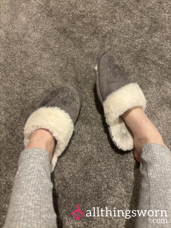 Well Worn Grey Slippers 🥿