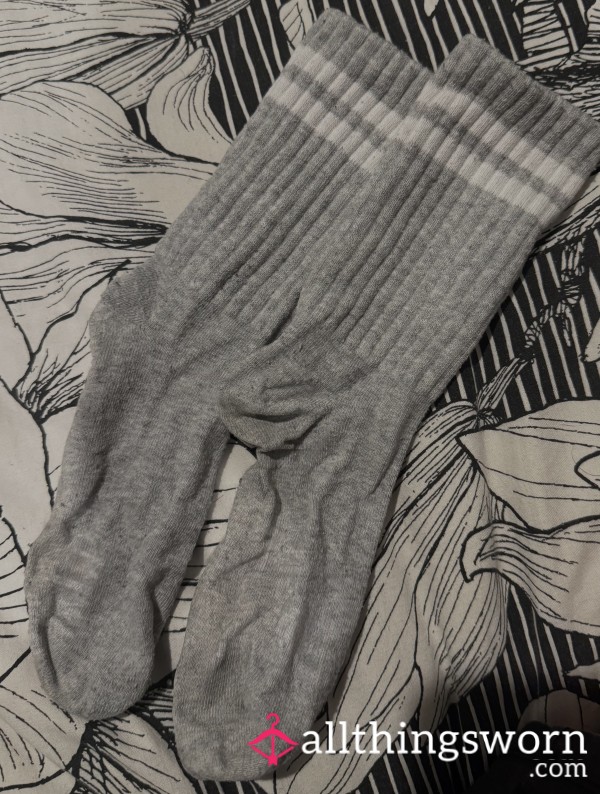 Well Worn Grey/white Stripped Crew Length Tube Socks