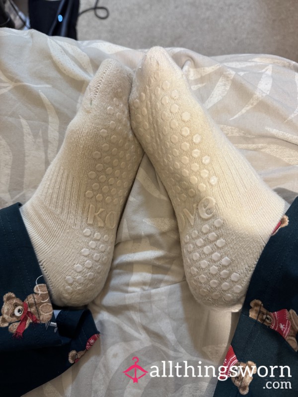 Well Worn Grip Socks