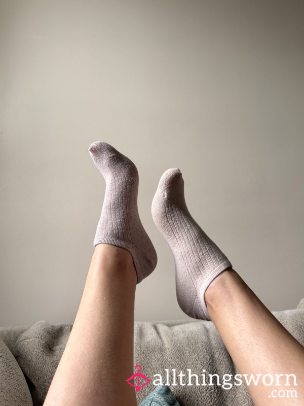 Well-Worn Gym & Everyday Mismatch Socks