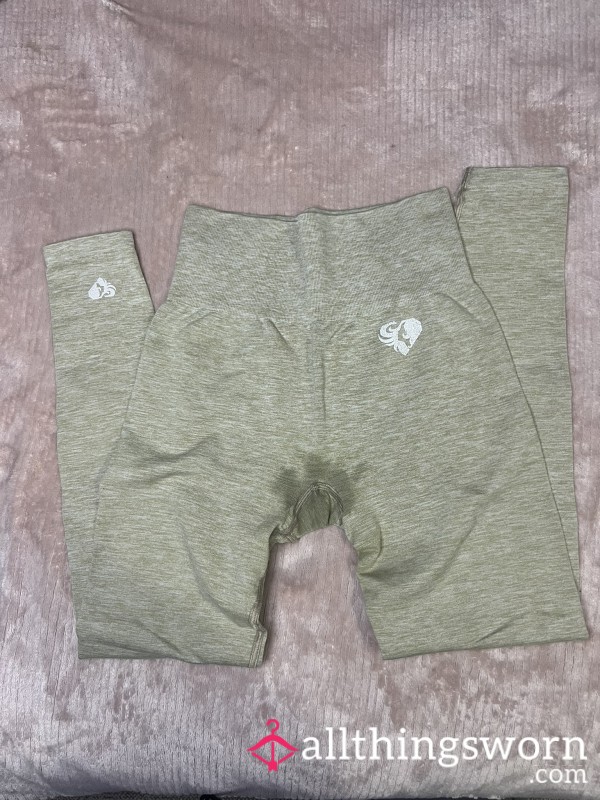Well Worn Gym Leggings