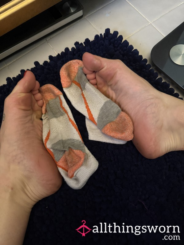 Well-worn Gym Socks From Nerdy Bodybuilder